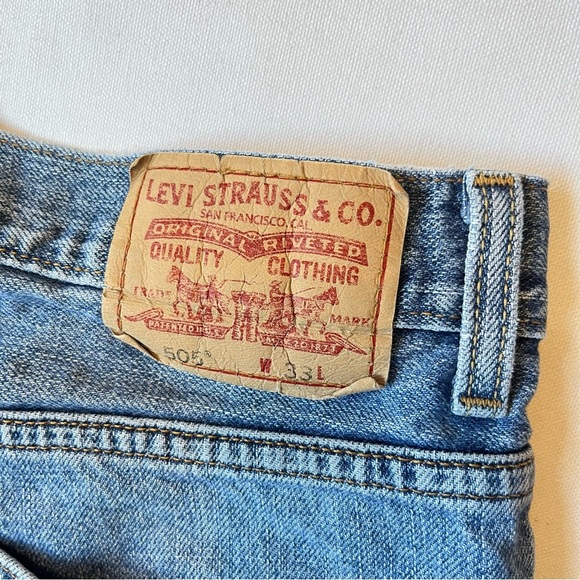 Levis 505 shorts 33 Regular fit Distressed faded blue Worn soft Mens Zip fly - Picture 6 of 9